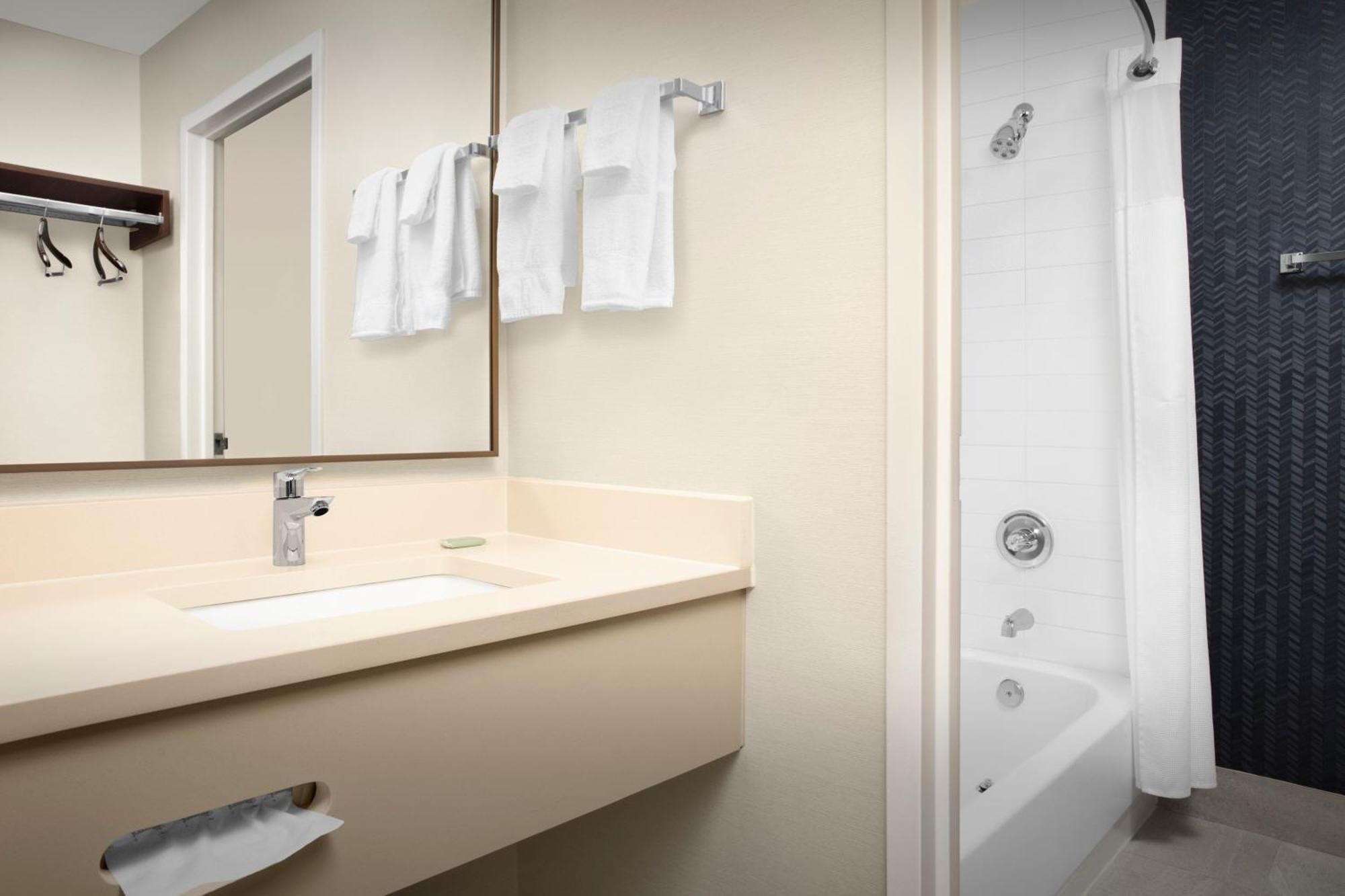 Fairfield Inn & Suites Dulles Airport Sterling Eksteriør billede